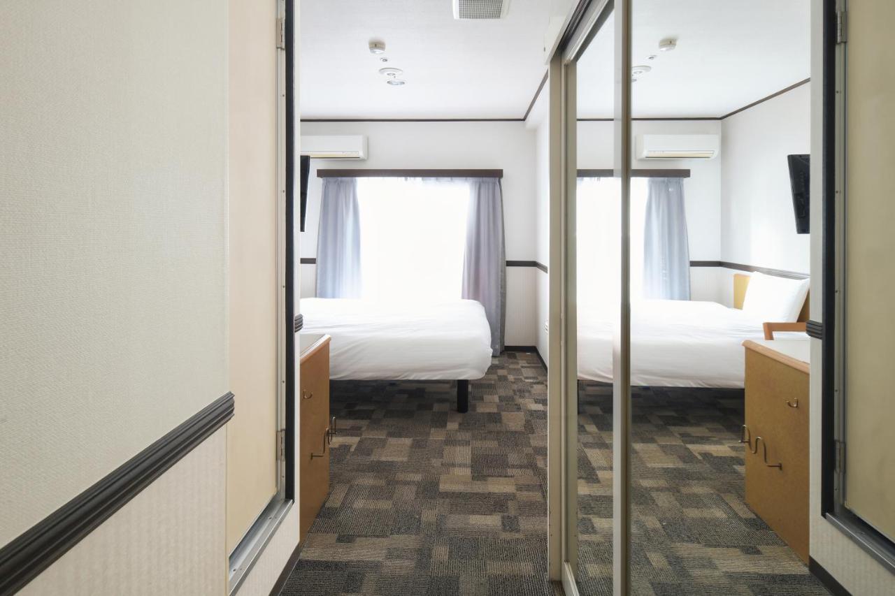 Vessel Inn Asakusa Tsukuba Express Tōkyō Extérieur photo